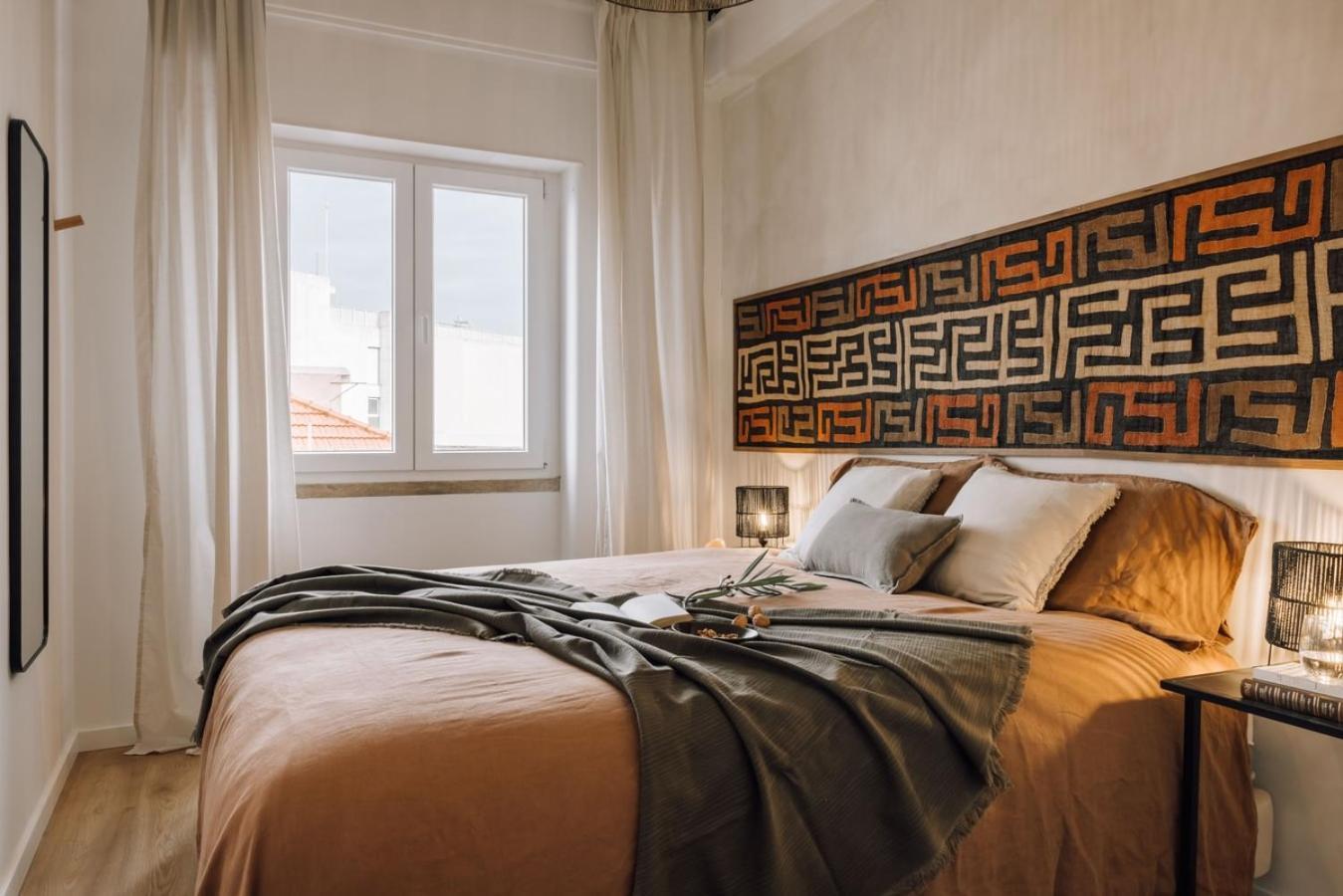 Apartment Barambu - 3 Bedrooms And Office In Avenidas Novas Lissabon